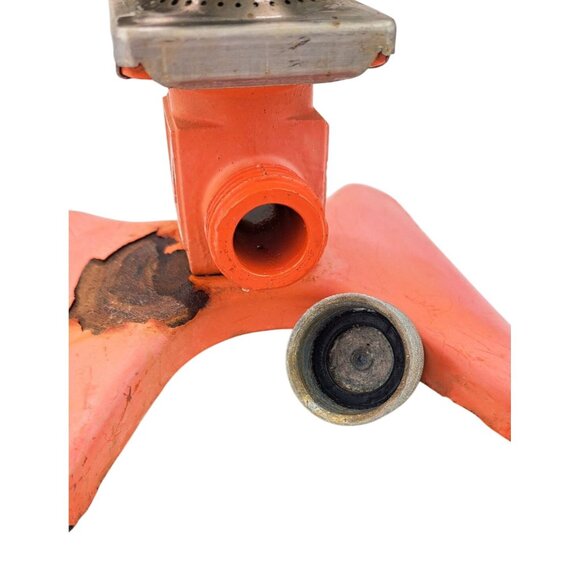 Vintage Metal Garden Sprinkler It Gets The Corners Orange Square Spray Original - Picture 7 of 7